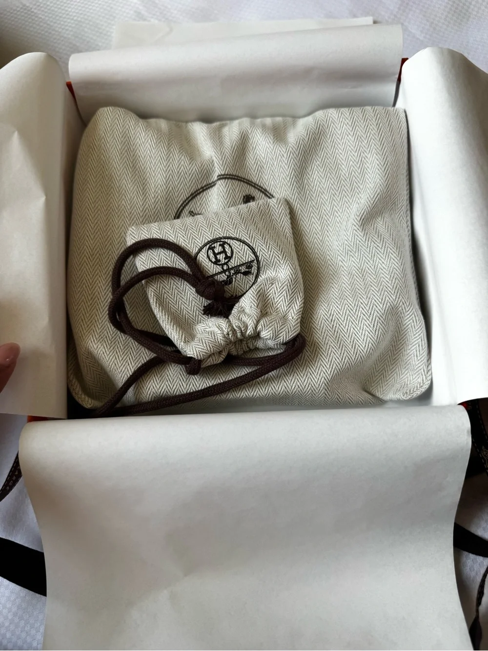 Hermes Men's Silver Horse-Shaped Buckle belt with reversible belt strap